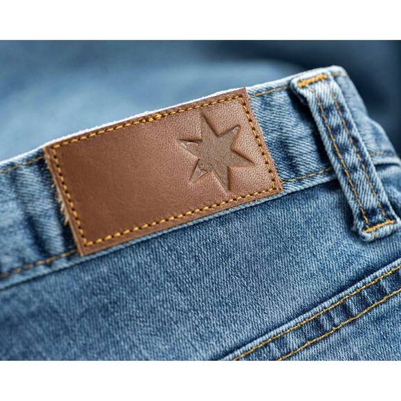 NEW DEARBORN DENIM boot cut jeans in light wash